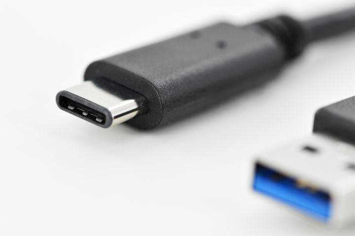 Кабель DIGITUS USB-C > USB-A заряджання/синхронізації, Type-C, 1м, чорний