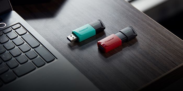 Накопичувач Kingston   64GB USB 3.2 Type-A Gen1 DT Exodia M