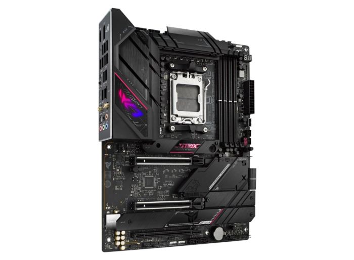 Материнcкая плата ASUS ROG STRIX B650E-E GAMING WIFI sAM5 B650 4xDDR5 M.2 HDMI DP WiFi BT ATX
