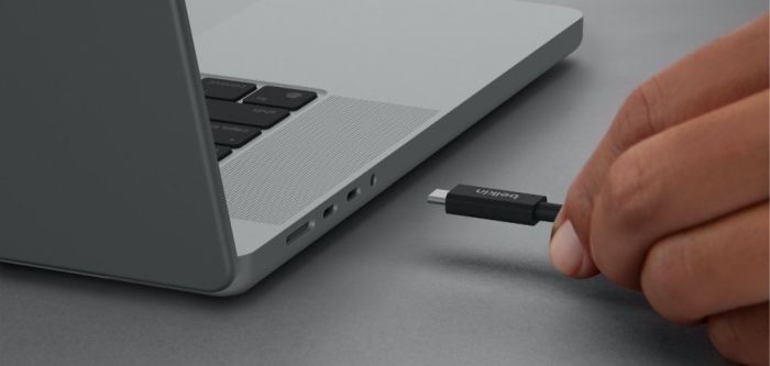 Кабель USB-C > USB-C заряджання/синхронізації Belkin 2м, 100Вт, Type-C Thunderbolt 4, 40Гбс, чорний