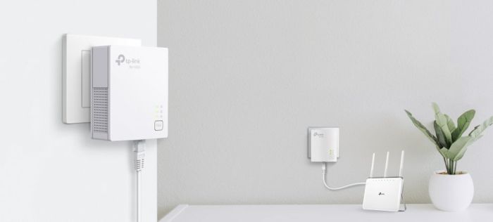 TP-LINK Powerline Kit  AV1000, 1xGE, (TL-PA7017 2шт) TP-Link TL-PA7017KIT