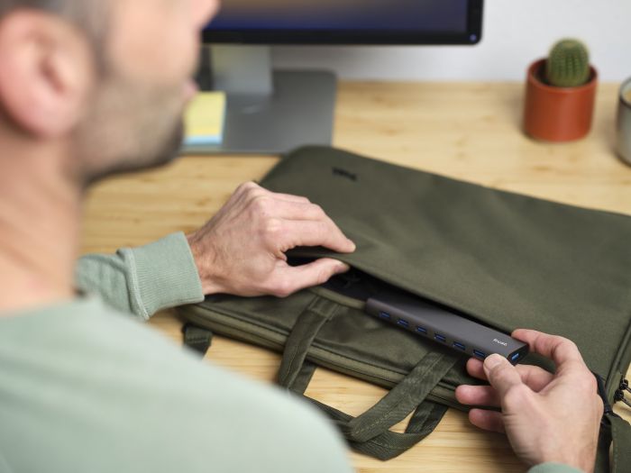 Хаб Trust Halyx 7-IN-1 USB-A > 7xUSB-А 3.2, Алюминий, 0.8м, Черный