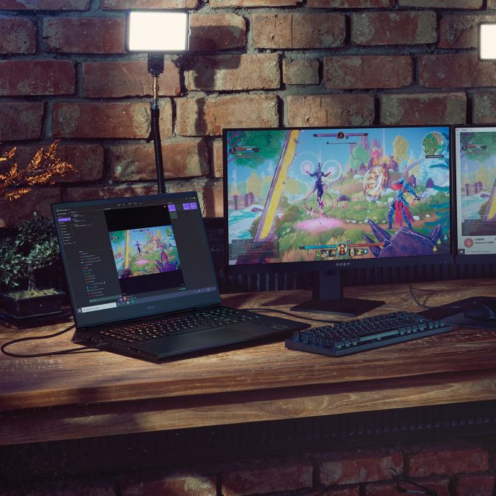 Ноутбук HP OMEN 17-ck2004ua 17.3" QHD IPS AG, Intel i7-13700HX, 32GB, F2048GB, NVD4090-16, Win11, черный