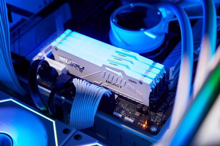 Пам'ять ПК Kingston DDR5 32GB 6000 FURY Beast  RGB EXPO Білий