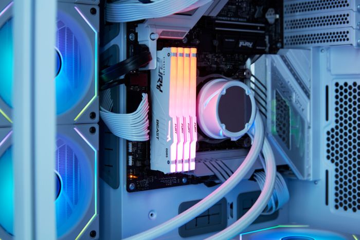 Memory Kingston DDR5 32GB 5200 FURY Beast  RGB XMP White