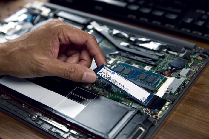Накопитель SSD Kingston M.2 1TB PCIe 4.0 NV3