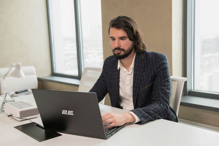 2E Notebook Imaginary 15.6" FHD IPS AG, Intel i3-1215U, 8GB, F256GB, UMA, DOS, Black