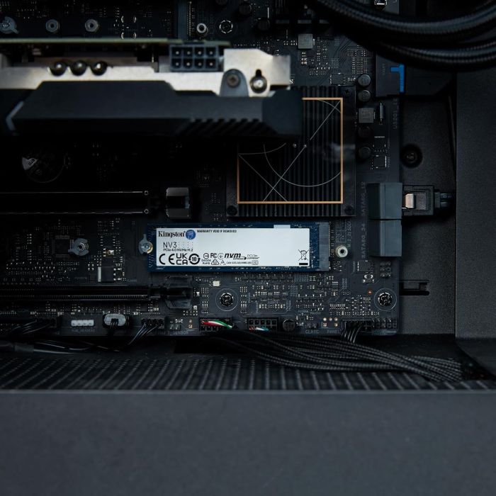 Накопитель SSD Kingston M.2 4TB PCIe 4.0 NV3