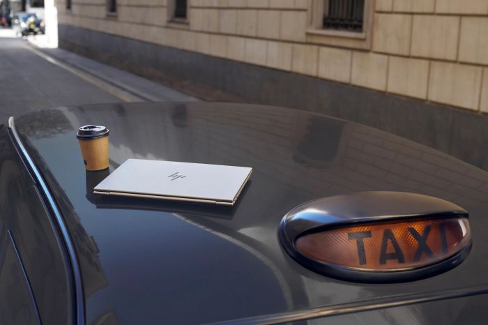 HP Notebook EliteBook 860-G11 16" WUXGA IPS AG, Intel U7-155U, 16GB, F1024GB, UMA, LTE, DOS, silver