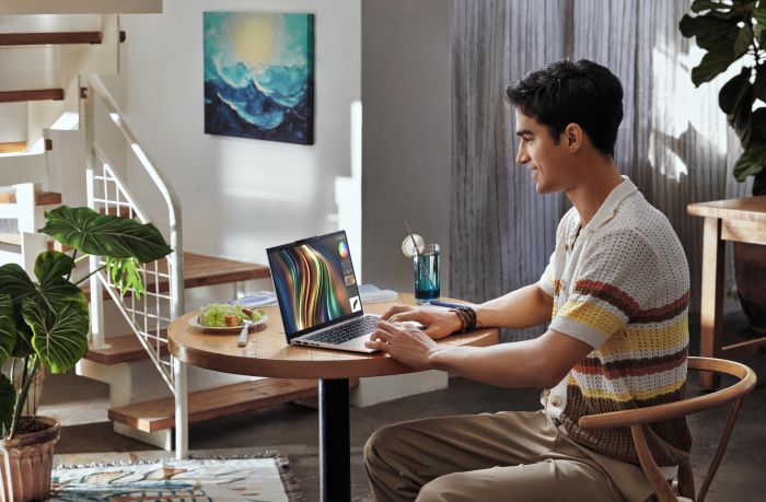 Acer Notebook Swift Go 14 SFG14-74 14" WUXGA OLED, Intel U7-255H, 16GB, F1TB, UMA, Win11, silver