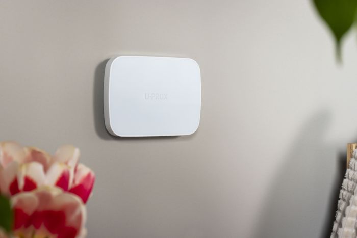 Intelligent hub U-Prox MPX LE White, ethernet, Wi-Fi, 2 LTE, photo verification, wireless, white