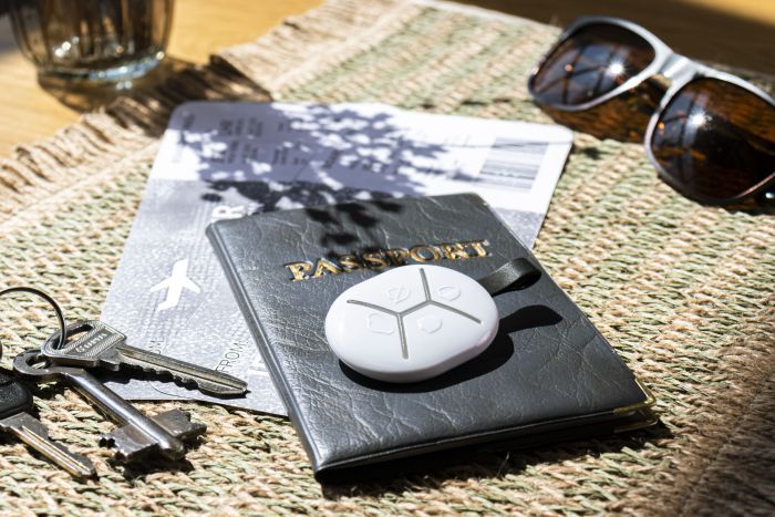 Брелок U-Prox Keyfob B4 White, 4 кнопки, беспроводной, белый