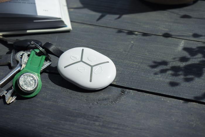 Брелок U-Prox Keyfob B4 White, 4 кнопки, беспроводной, белый