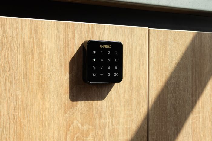 Беспроводная сенсорная клавиатура U-Prox Keypad G1 Black, 1 группа, беспроводной, чёрный