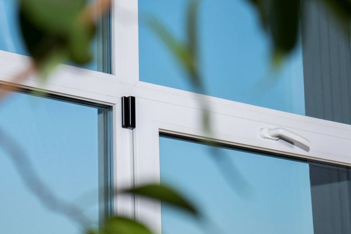 Датчик открытия дверей/окон с датчиком удара и наклона U-Prox WDC Plus Black, беспроводной, чёрный