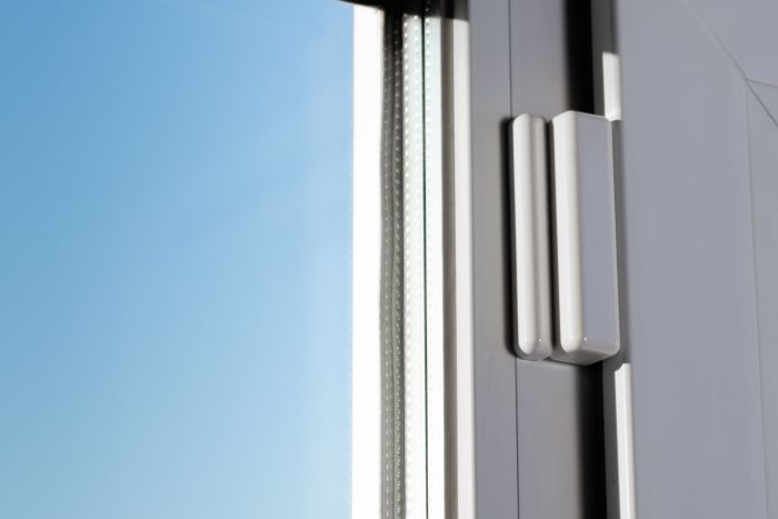 Датчик відкриття дверей вікна U-Prox WDC Uni White, з комплектом магнітів двох типорозмірів, бездротовий, білий