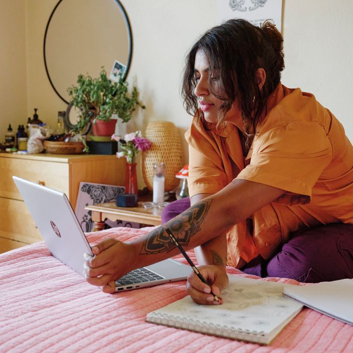 HP Notebook 15-fc0099ua 15.6" FHD IPS AG, AMD R5-7520U, 16GB, F1024GB, UMA, DOS, blue