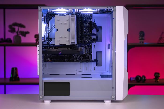 2E PC Complex Gaming AMD R5-7500F, 32Gb, F2TB, NVD5070-12, B650, G2057W, 750W, FreeDos