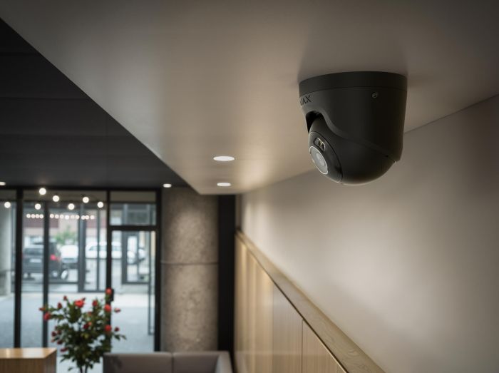 IP-Камера проводная Ajax TurretCam HL black, 8Мп, 2.8мм, гибридная подсветка IR 50м, белый Led 50м, PoE, True WDR, IP65, ИК 50м, аудио, угол обзора 100°–110°, купольная, чёрная