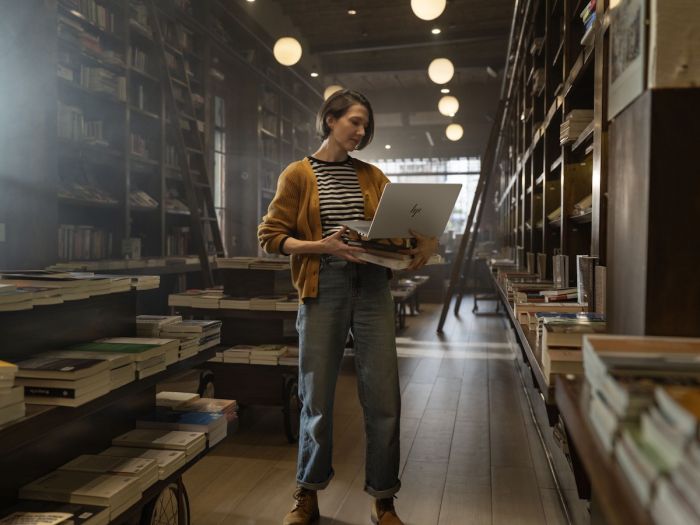 HP Notebook OmniBook 7 14-fs0001ua 14" WUXGA IPS AG, Intel 5-220H, 24GB, F1024GB, UMA, Win11, silver