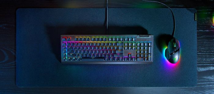 Razer Keyboard mechanical BlackWidow V4 X 110key, Green Switch, USB-A, EN/RU, RGB, black