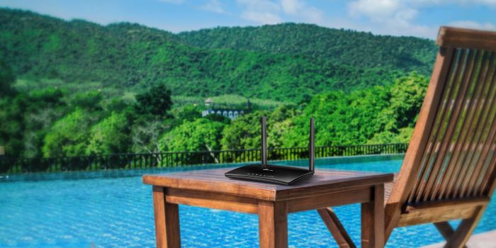 Маршрутизатор TP-LINK Archer MR202 AC750, 4G/LTE, 3xFE LAN, 1xFE LAN/WAN, MESH