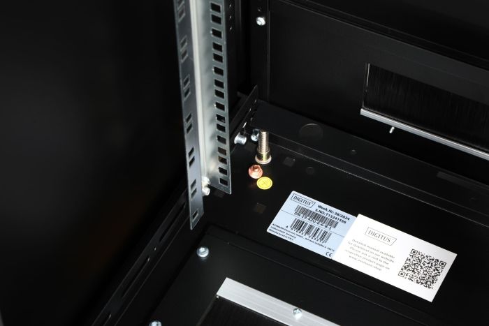 Шафа DIGITUS 19", 42U, Network Unique, передні двері зі склом, 600x600 мм, 1200кг максимально, чорна