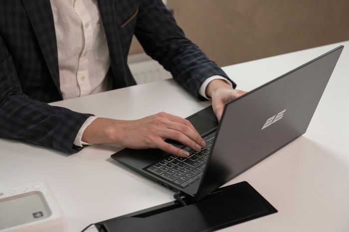 Ноутбук 2E Imaginary 15.6" FHD IPS AG, Intel i5-1335U, 16GB, F256GB, UMA, DOS, Чорний