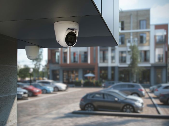 Wired IP camera Ajax TurretCam HLVF 8 MP White, 2.8–12 mm, PoE, True WDR, IP67, IR 60 m, LED 40 m, audio, viewing angle from 31° to 111°, outdoor, white, 126283.197.WH1