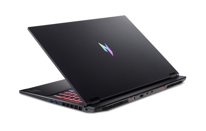 Ноутбук Acer Nitro 18 AN18-61 18" WQXGA IPS, AMD R7-350, 32GB, F1TB, NVD5060-8, Lin, черный