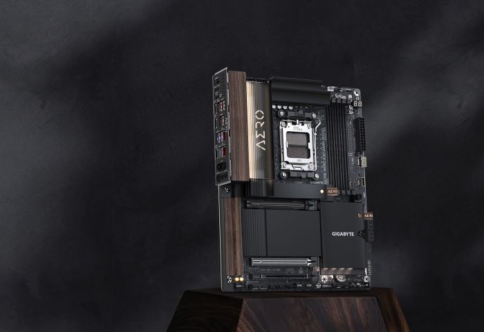 Материнська плата GIGABYTE X870E AERO X DK WOOD sAM5 X870 4xDDR5 M.2 Wi-Fi BT HDMI ATX