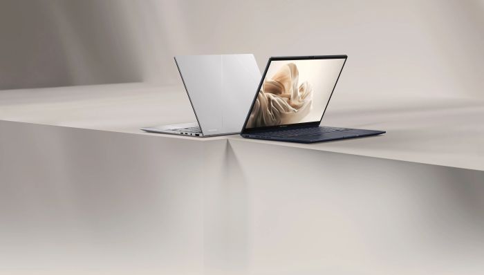 ASUS Notebook Zenbook A14 UX3405CA-QL291 14" WUXGA Touch OLED, Intel Ultra 9 285H, 32GB, F1TB, UMA, NoOS, Silver